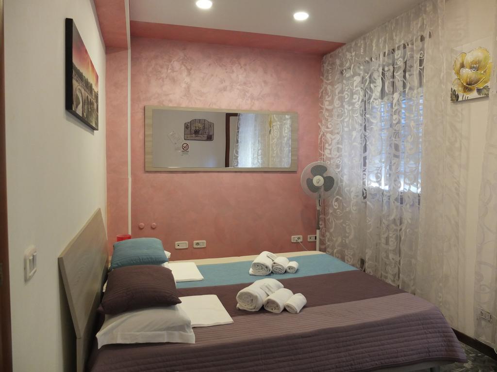 Maxim Rooms Rome Exterior photo
