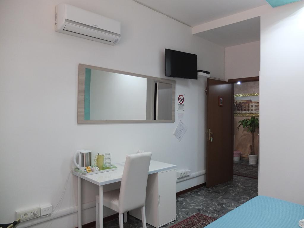 Maxim Rooms Rome Exterior photo