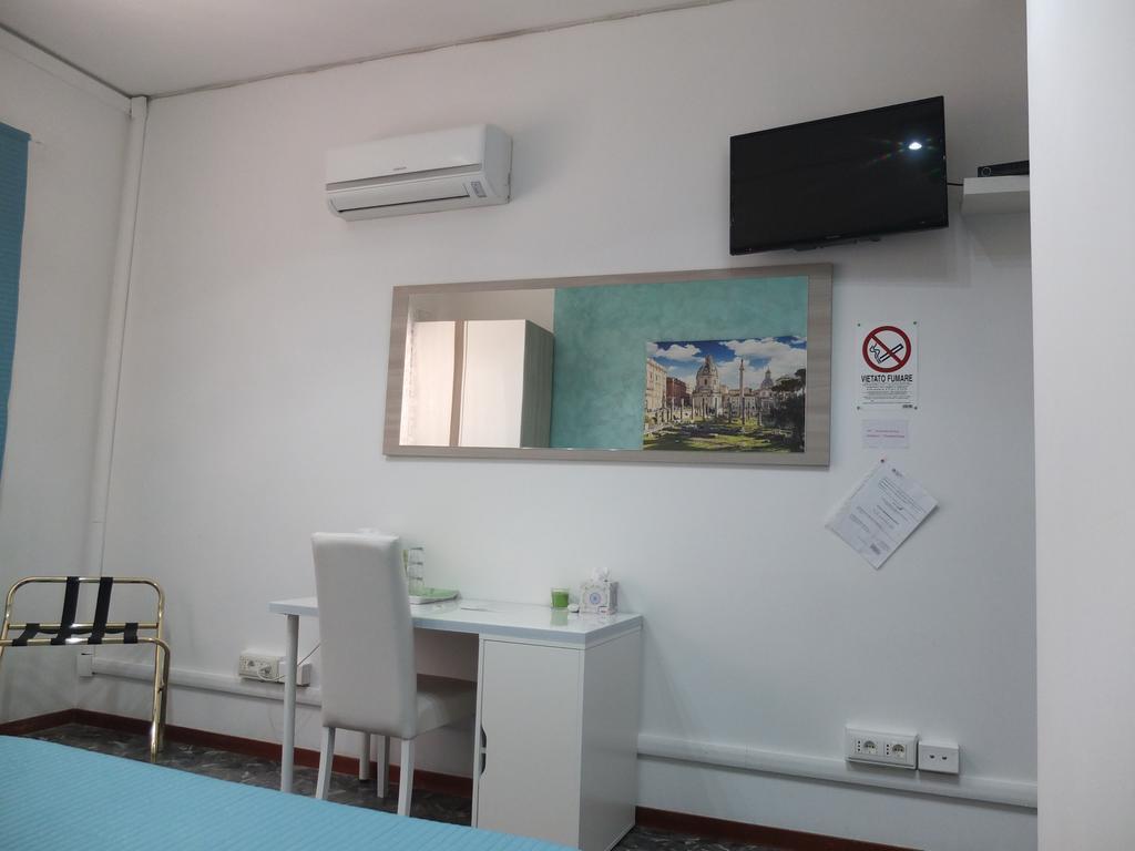 Maxim Rooms Rome Exterior photo