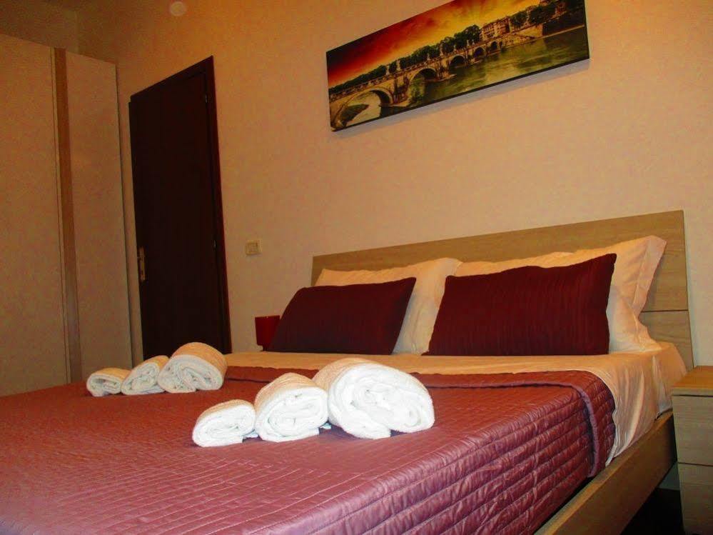 Maxim Rooms Rome Exterior photo