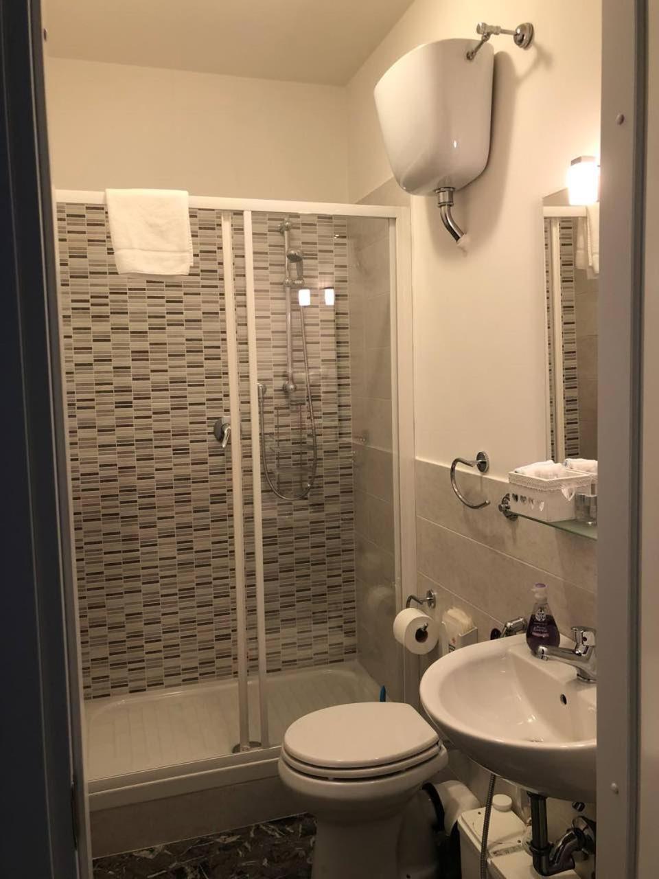 Maxim Rooms Rome Exterior photo